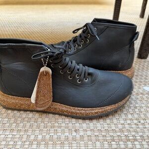 Birkenstock Atlin Leather 42R